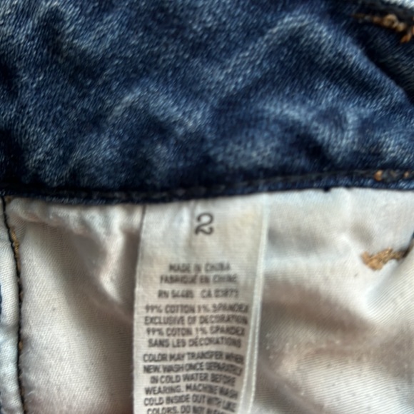 EUC American Eagle Stretch Denim Shorts 2 - Picture 3 of 4